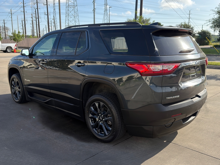 Used 2021 Chevrolet Traverse 2LT - BraunAbility Side Entry In Floor Automatic Ramp