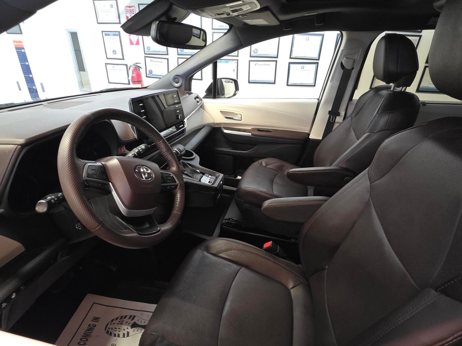 Used 2022 Toyota Sienna Hybrid Platinum - BraunAbility Side Entry Fold Out Automatic Ramp