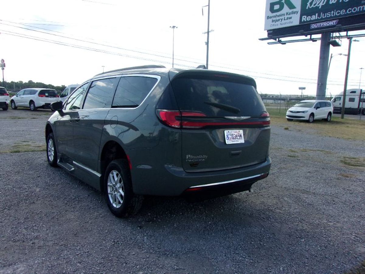 2022 CHRYSLER PACIFICA - Image 9