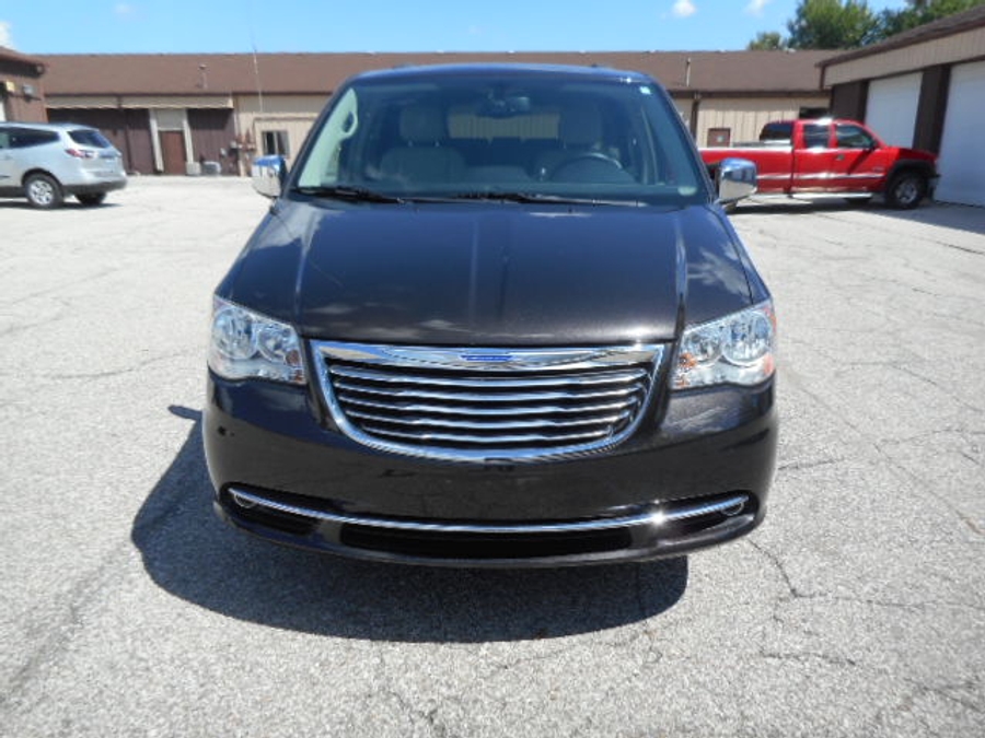 Mocha Java Pearl Chrysler Town and Country image number 4