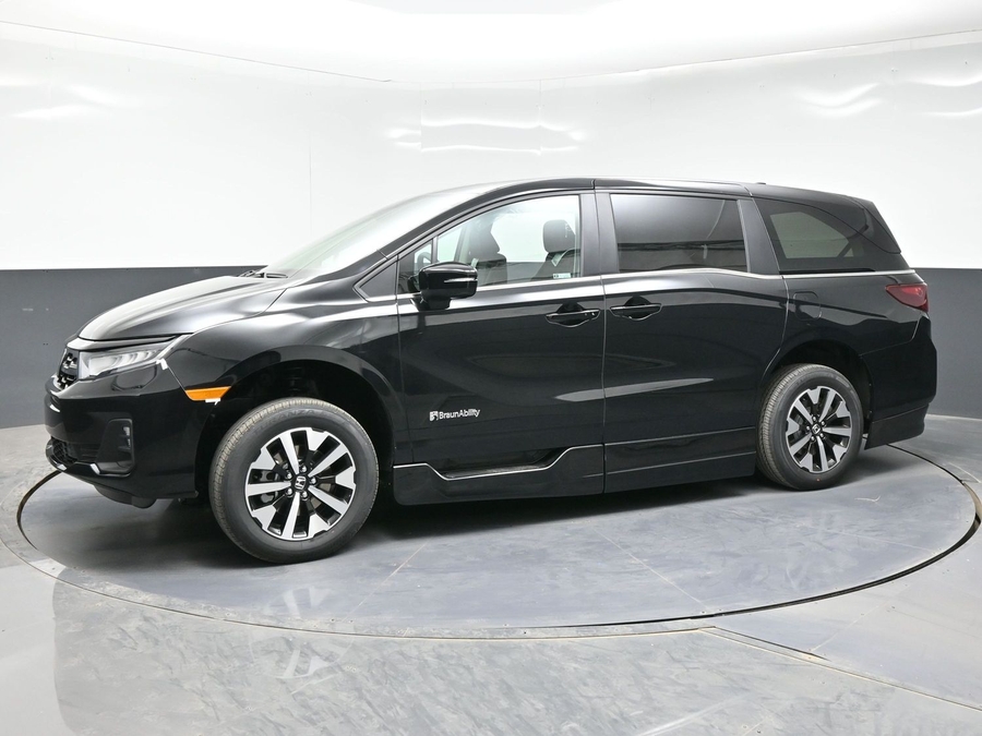 Black Honda Odyssey image number 2
