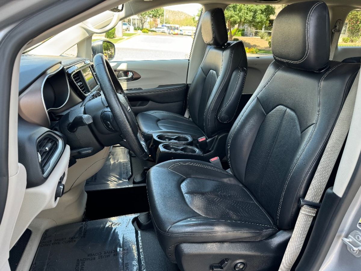 2020 CHRYSLER VOYAGER - Image 5