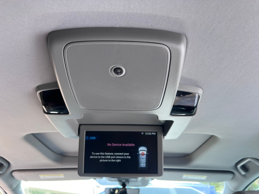 Used 2019 Honda Odyssey Touring - BraunAbility Side Entry In Floor Automatic Ramp