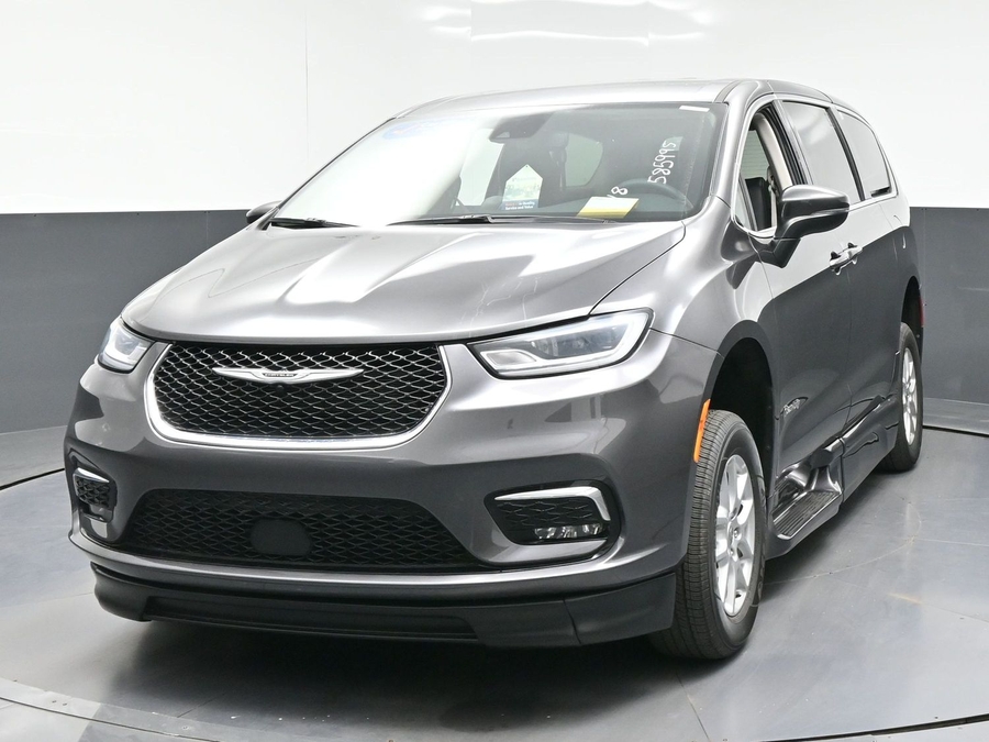 Used 2023 Chrysler Pacifica Touring L - BraunAbility Side Entry Fold Out Automatic Ramp