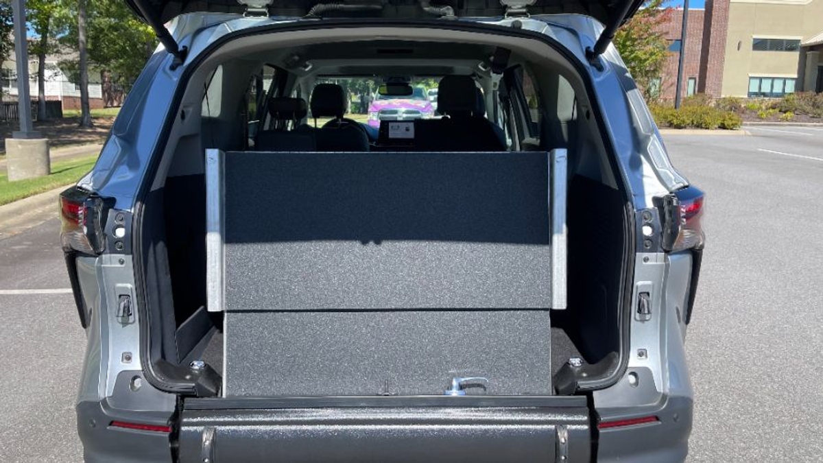 2024 TOYOTA SIENNA - Image 14