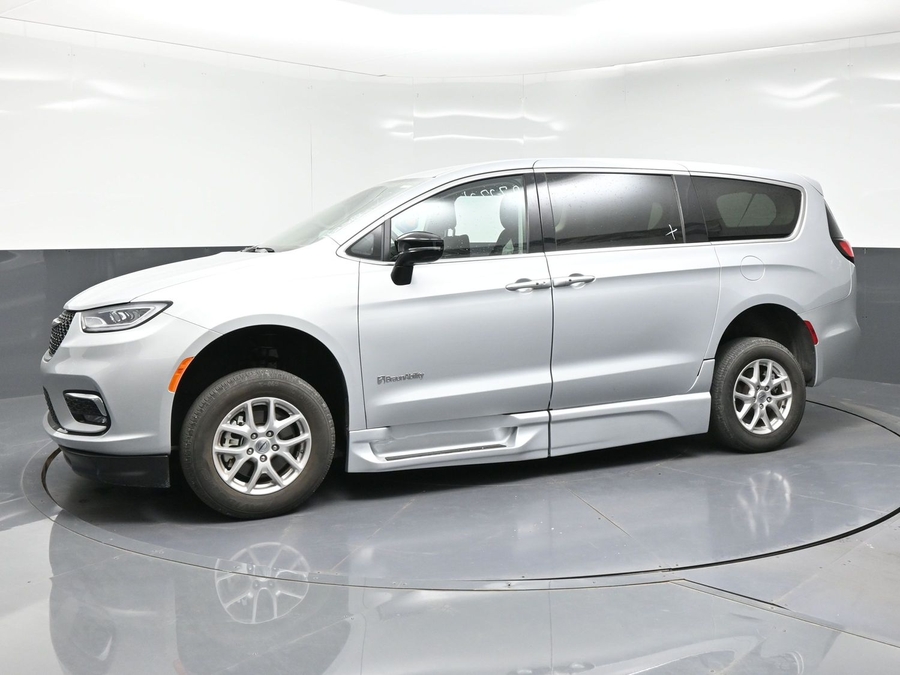 Silver Chrysler Pacifica with Side Entry Automatic Fold Out ramp