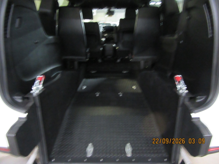 2026 Chrysler Voyager LX - Photo 21