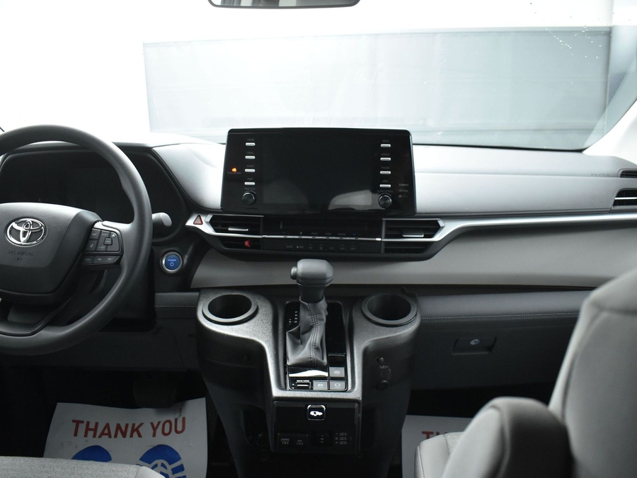 Used 2023 Toyota Sienna Hybrid LE - BraunAbility Side Entry Entry Fold Out Automatic Ramp