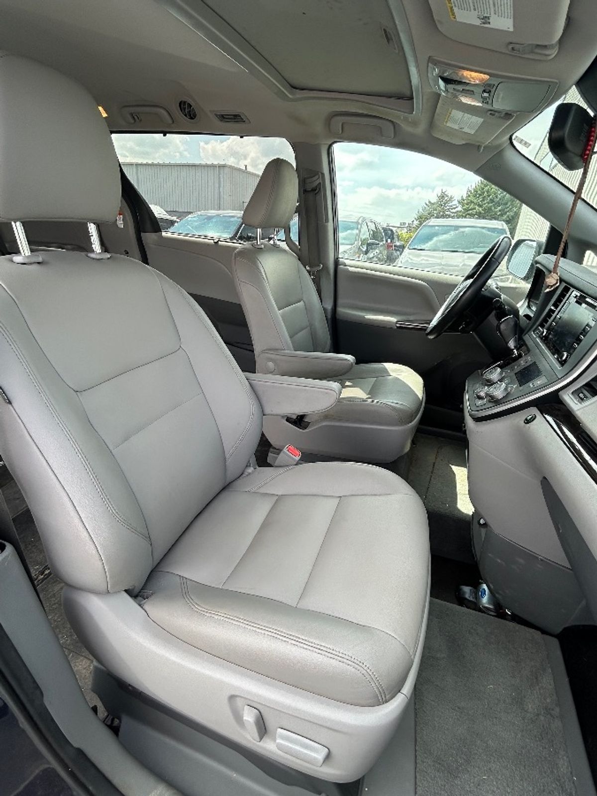 2020 TOYOTA SIENNA - Image 21