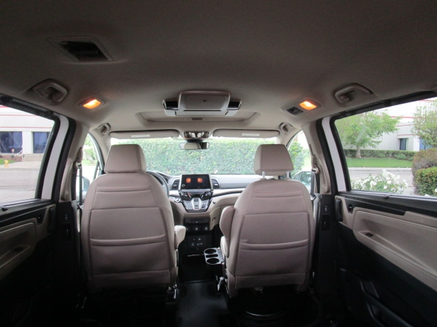 Used 2022 Honda Odyssey Touring - VMI Side Entry Entry In Floor Automatic Ramp