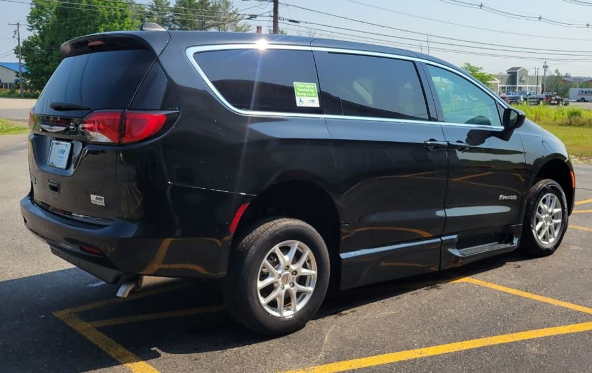 2022 CHRYSLER VOYAGER - Image 7