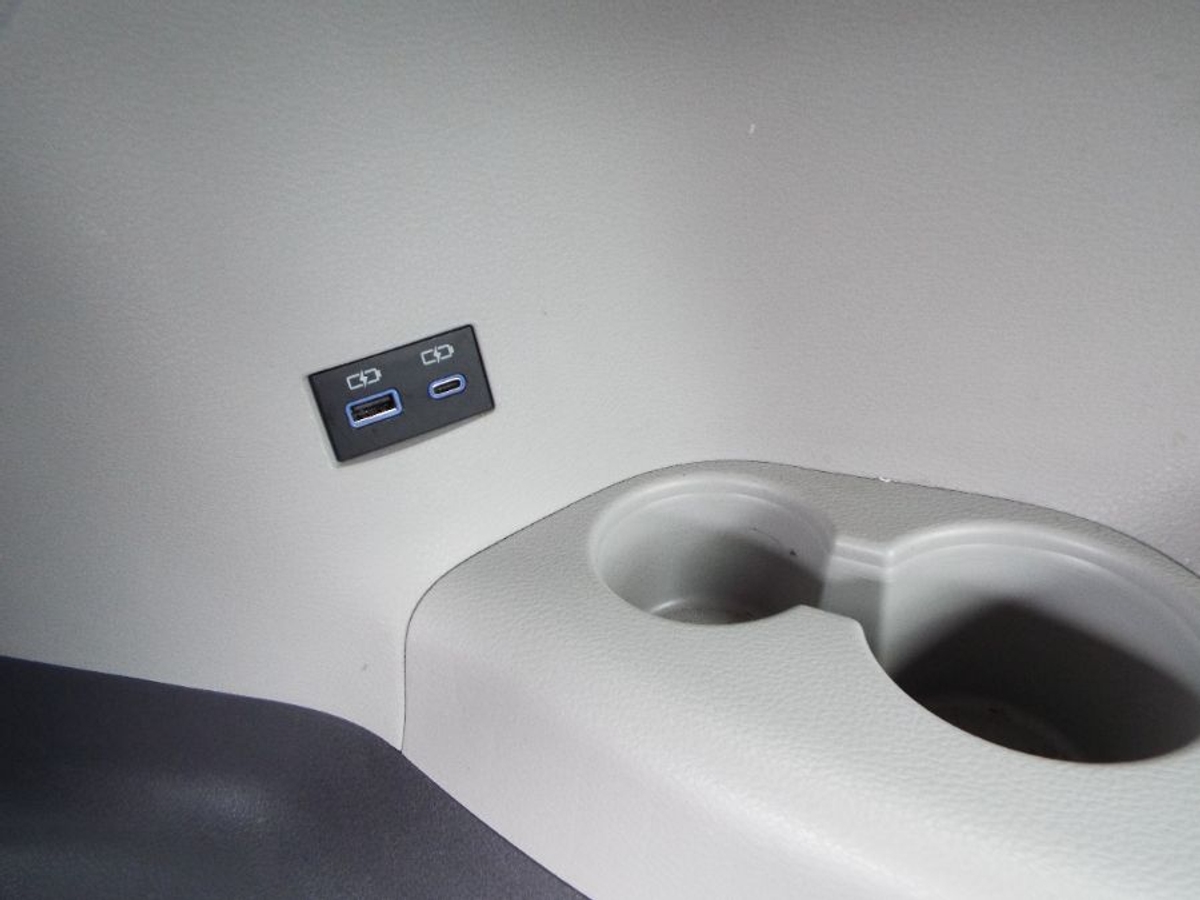 2024 TOYOTA SIENNA - Image 26