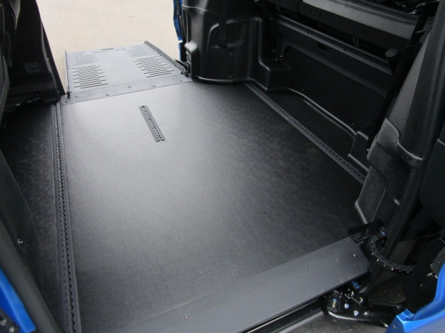 New 2026 Chrysler Pacifica Select Sport - BraunAbility Side Entry Fold Out Automatic Ramp