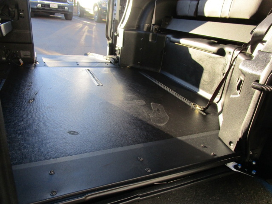 Used 2024 Toyota Sienna Hybrid Platinum - BraunAbility Side Entry Entry Fold Out Automatic Ramp