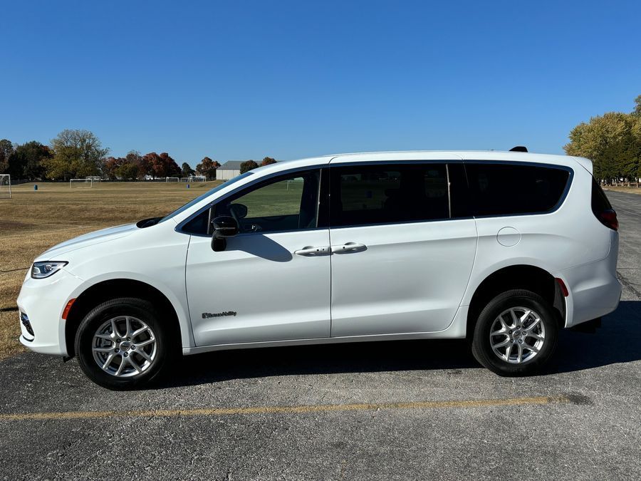 New 2025 Chrysler Voyager LX - BraunAbility Commercial Rear Entry Entry Fold Out Manual Ramp