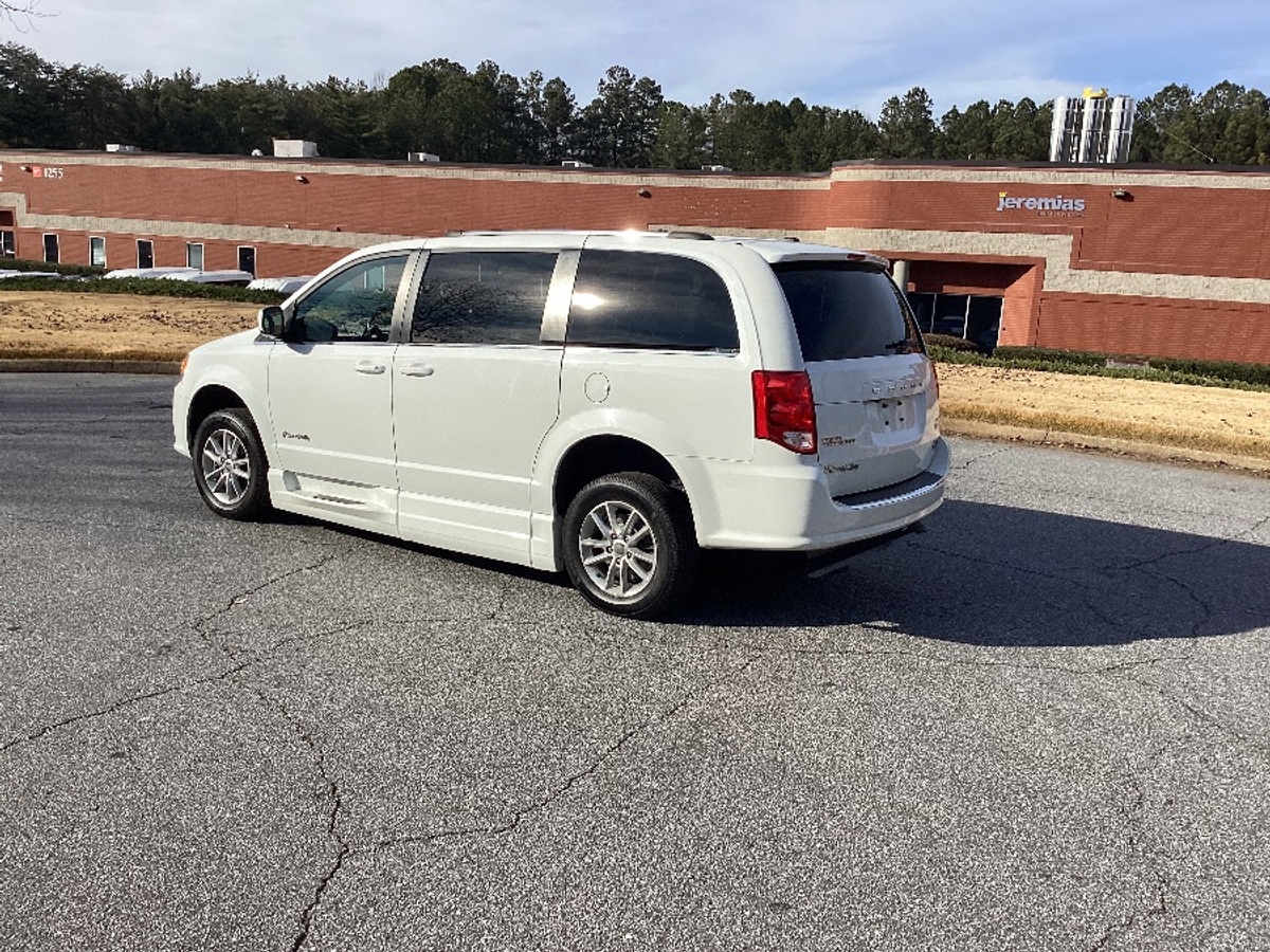 2019 DODGE GRAND CARAVAN - Image 5