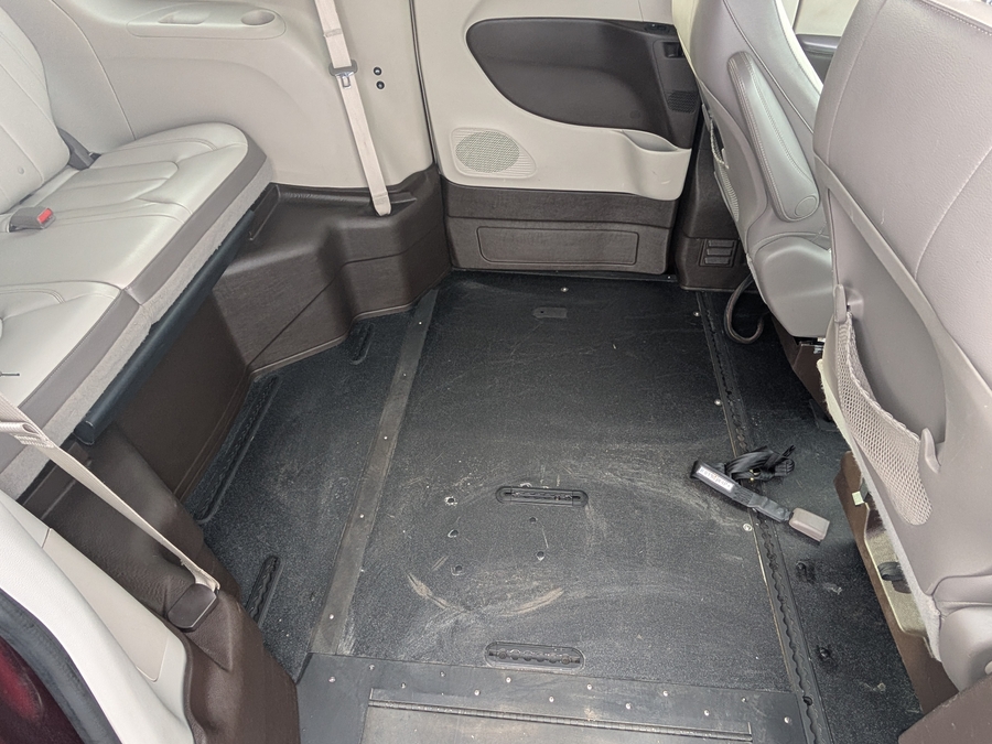 Used 2017 Chrysler Pacifica Touring-L - VMI Side Entry Entry In Floor Automatic Ramp