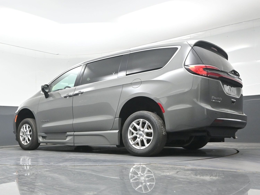 Used 2023 Chrysler Pacifica Touring L - BraunAbility Side Entry Fold Out Automatic Ramp