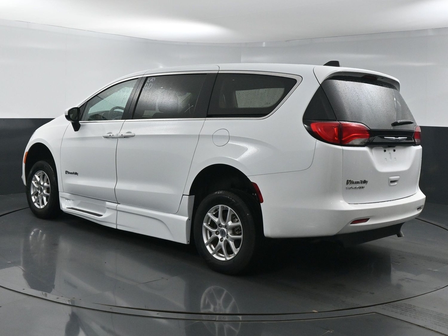 Used 2023 Chrysler Voyager LX - BraunAbility Side Entry Entry Fold Out Automatic Ramp