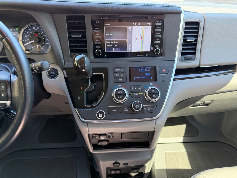 Used 2018 Toyota Sienna XLE - BraunAbility Side Entry Fold Out Automatic Ramp