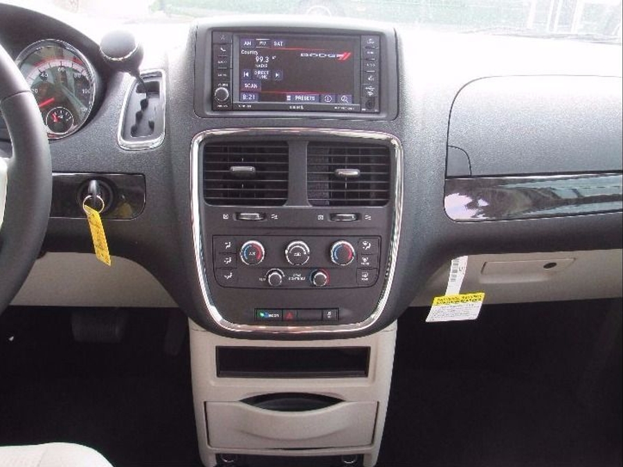 Grey Dodge Grand Caravan image number 9