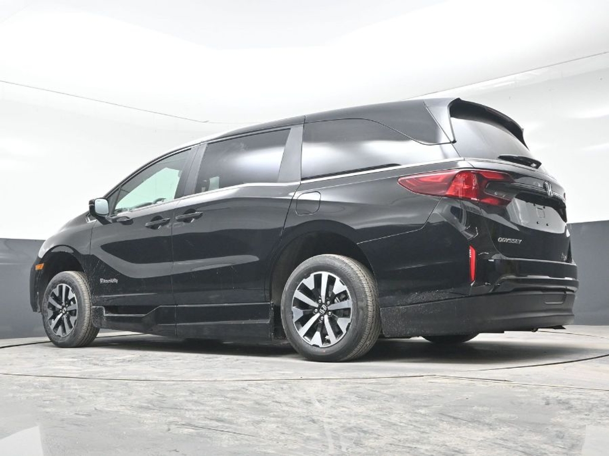 Número de imagen del Honda Odyssey negro 20