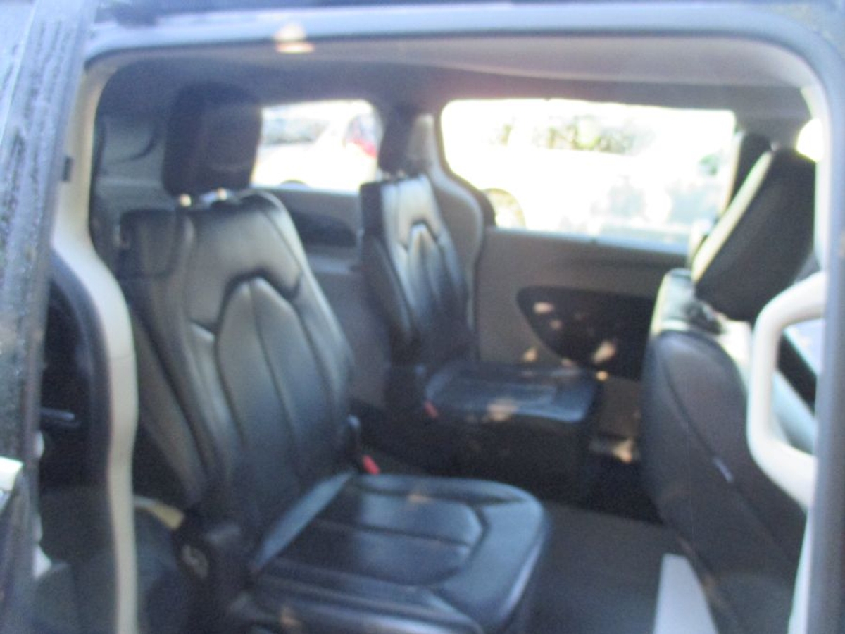 2023 CHRYSLER PACIFICA - Image 14