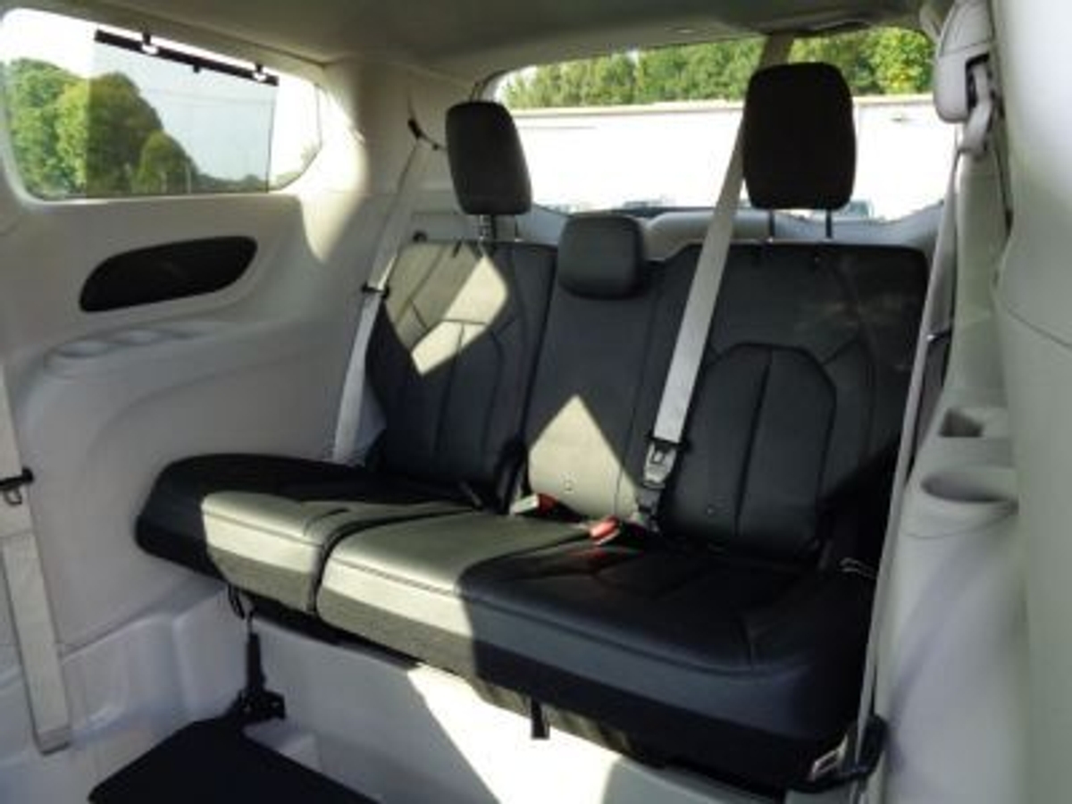 2020 CHRYSLER PACIFICA - Image 8