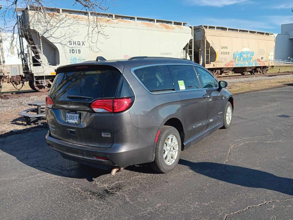 2021 CHRYSLER VOYAGER - Image 15