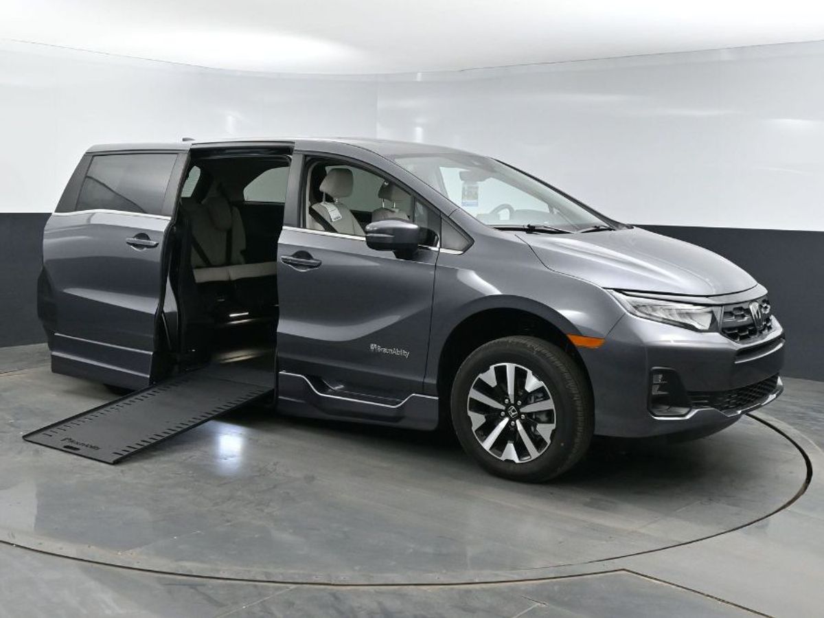 Grey Honda Odyssey image number 17
