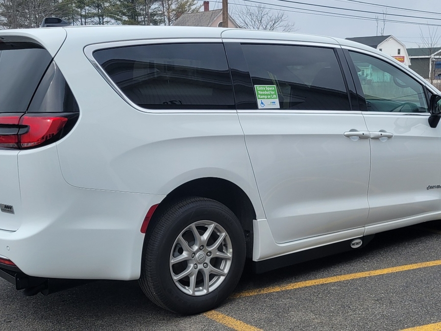 Blanco Chrysler Pacifica número de imagen 6