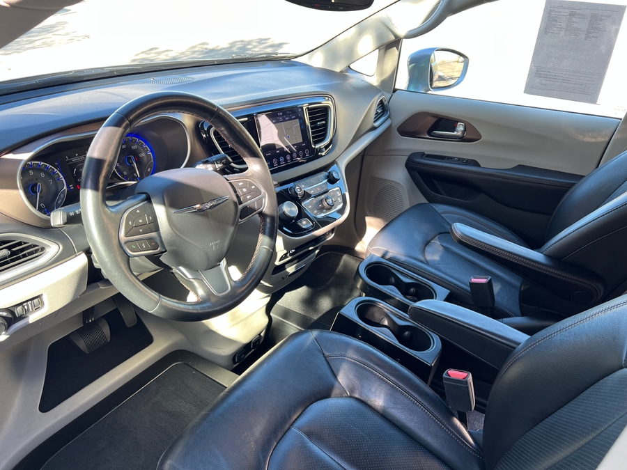 Used 2019 Chrysler Pacifica Touring L - BraunAbility Side Entry Entry In Floor Automatic Ramp