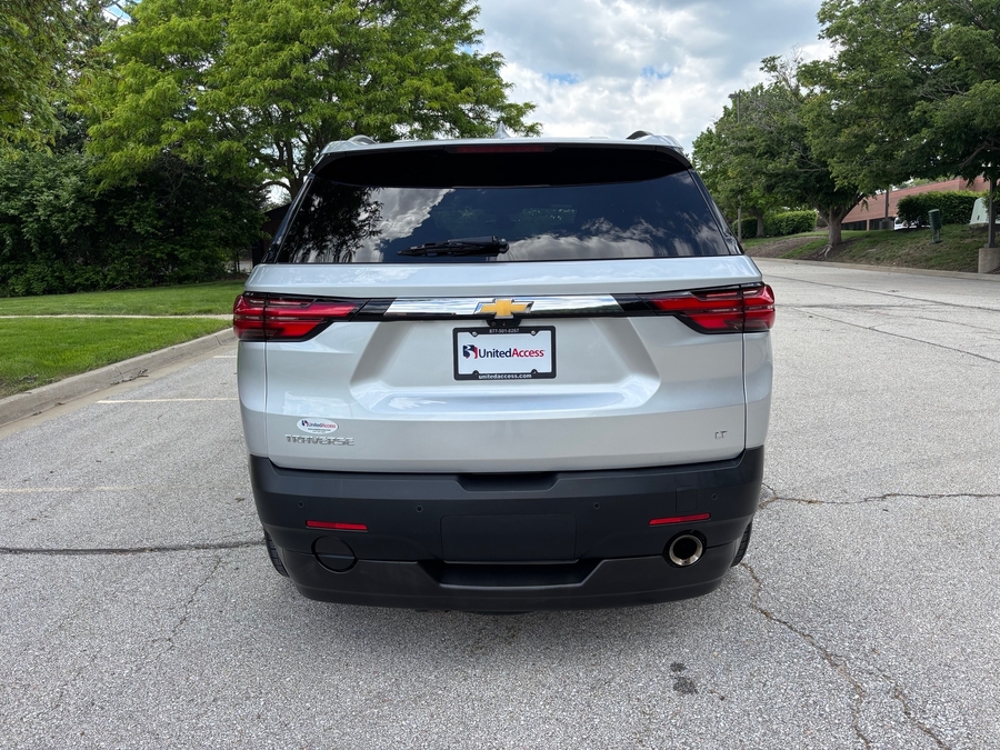 Used 2022 Chevrolet Traverse 3LT - BraunAbility Side Entry Entry In Floor Automatic Ramp
