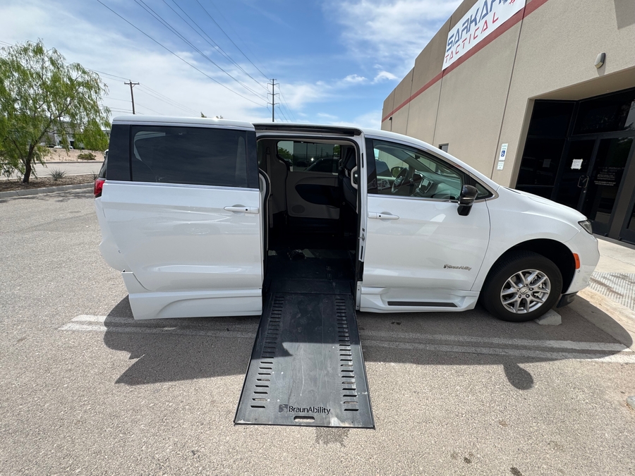 Used 2024 Chrysler Pacifica Touring L - BraunAbility Side Entry Entry In Floor Automatic Ramp