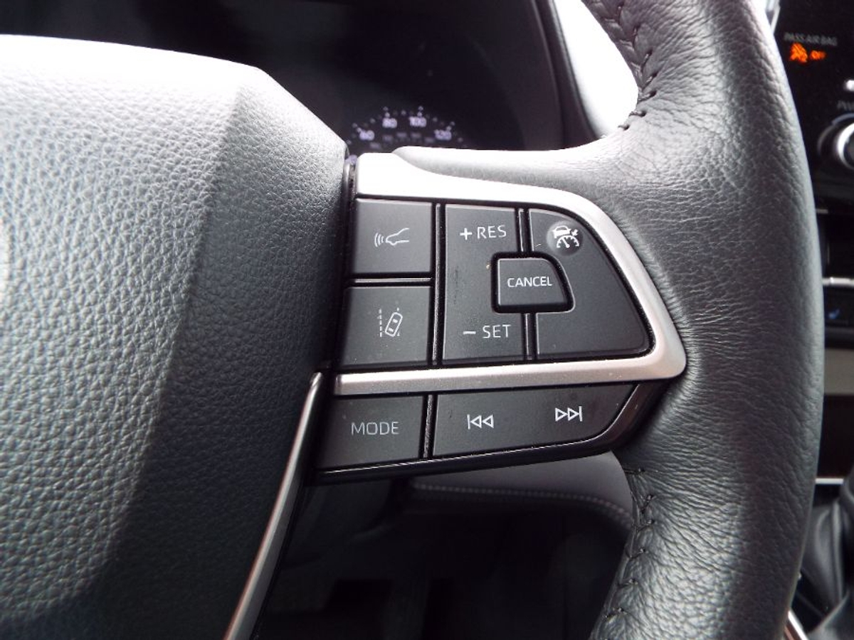 2024 TOYOTA SIENNA - Image 11