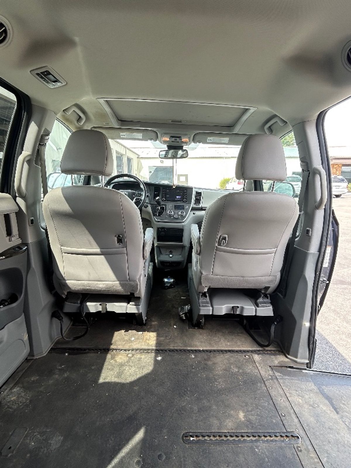 2020 TOYOTA SIENNA - Image 18