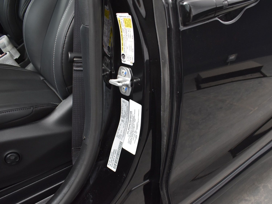 New 2026 Chrysler Pacifica Select Safety - BraunAbility Side Entry Entry Fold Out Automatic Ramp