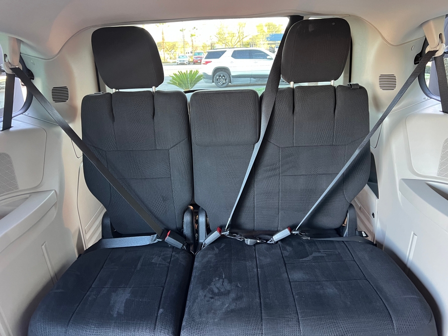 Used 2011 Dodge Grand Caravan Express -  Side Entry Entry Fold Out Manual Ramp