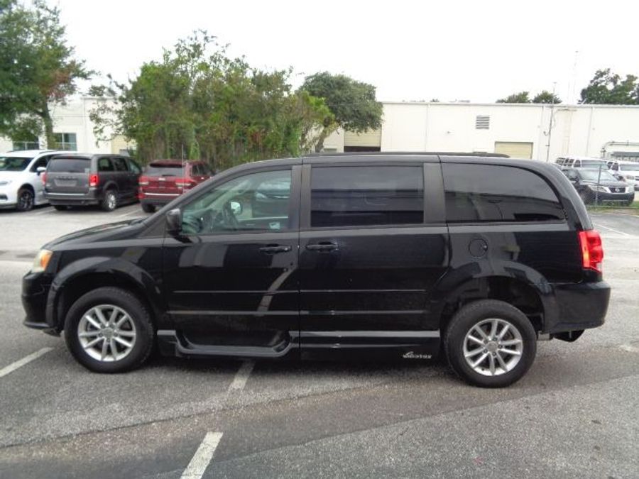 Used 2014 Dodge Grand Caravan SXT - VMI Side Entry Entry In Floor Automatic Ramp