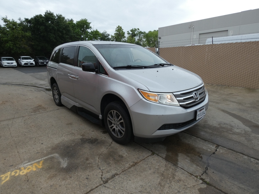  Honda Odyssey image number 4