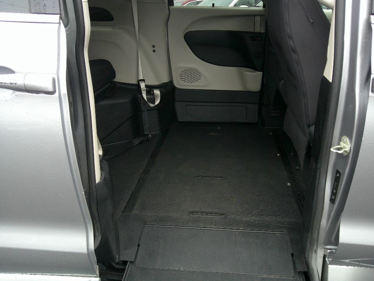 2019 CHRYSLER PACIFICA - Image 3