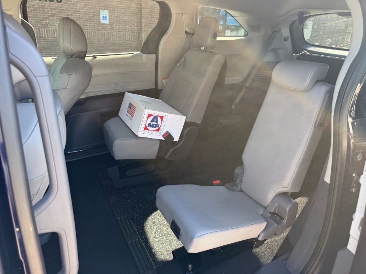 2023 TOYOTA SIENNA - Image 14