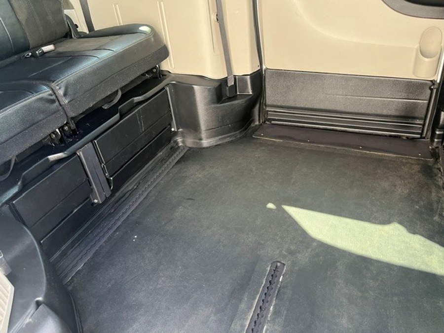 White Dodge Grand Caravan image number 9