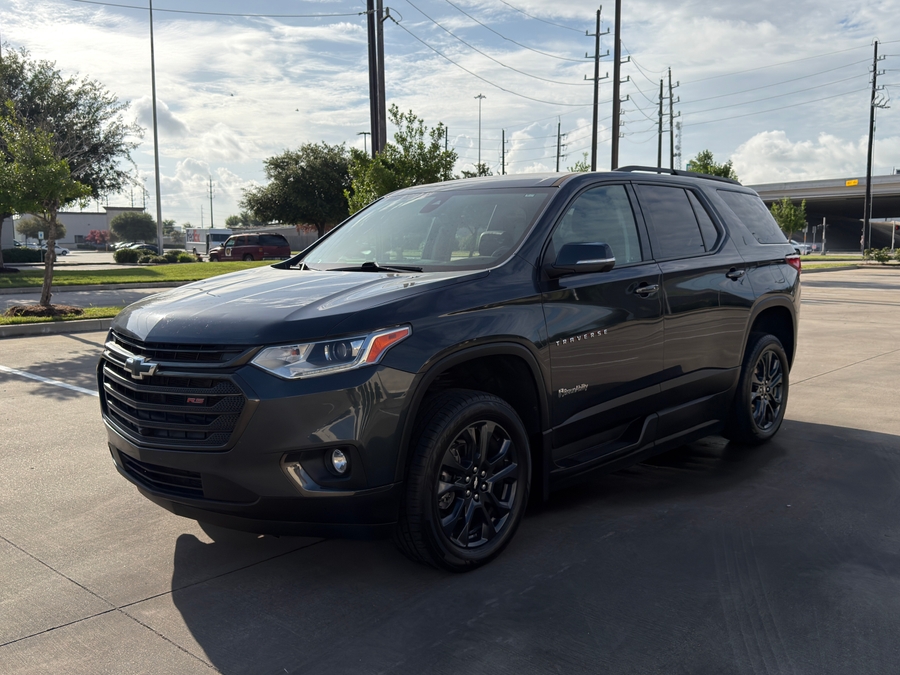 Used 2021 Chevrolet Traverse 2LT - BraunAbility Side Entry In Floor Automatic Ramp