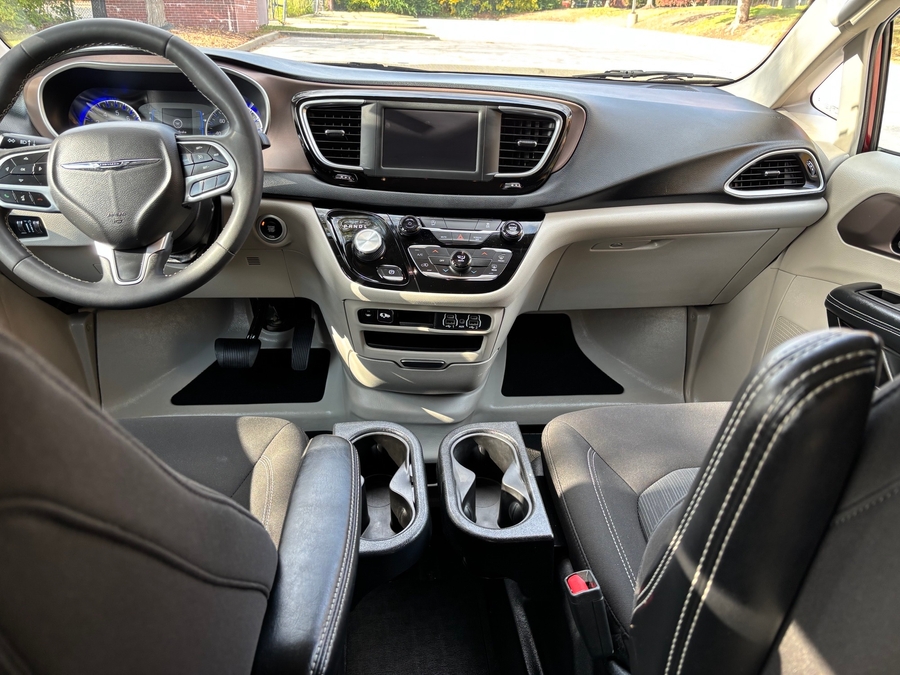 Used 2023 Chrysler Voyager LX - BraunAbility Side Entry Entry Fold Out Automatic Ramp