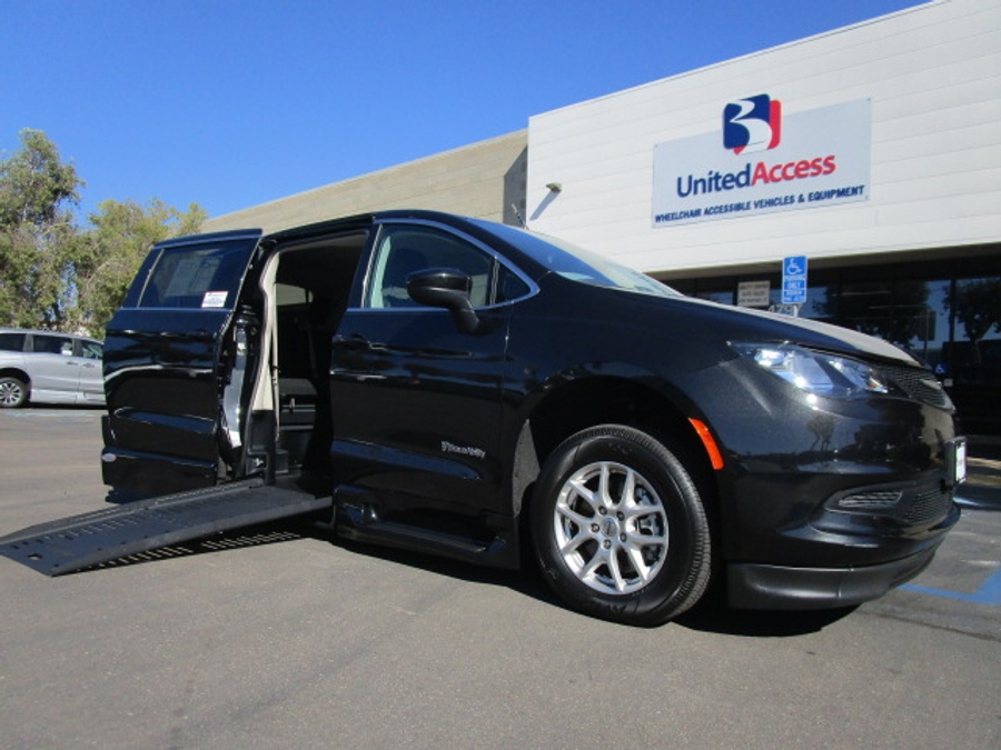 Used 2023 Chrysler Voyager LX - BraunAbility Side Entry Entry Fold Out Automatic Ramp