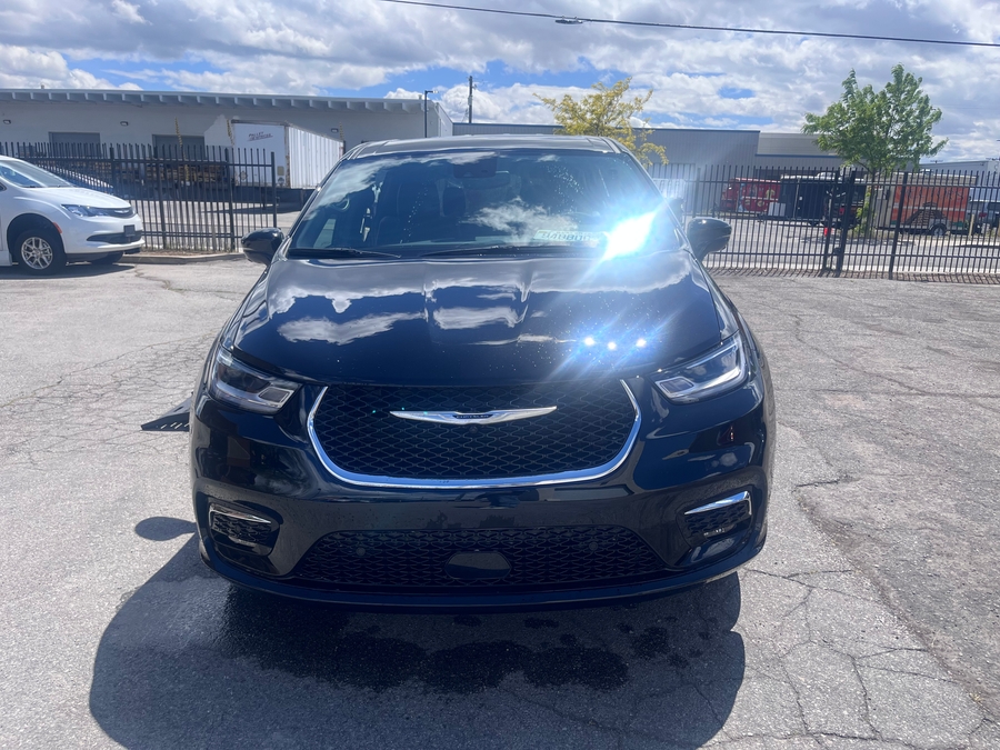 Blue Chrysler Pacifica with Side Entry Automatic Fold Out ramp