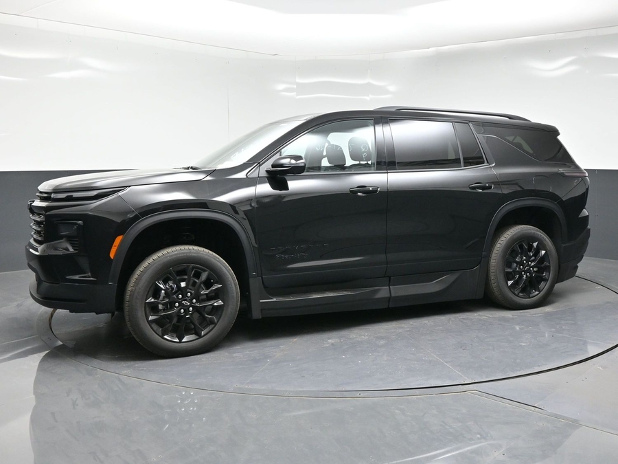 New 2026 Chevrolet Traverse 1LT Midnight - BraunAbility Side Entry In Floor Automatic Ramp