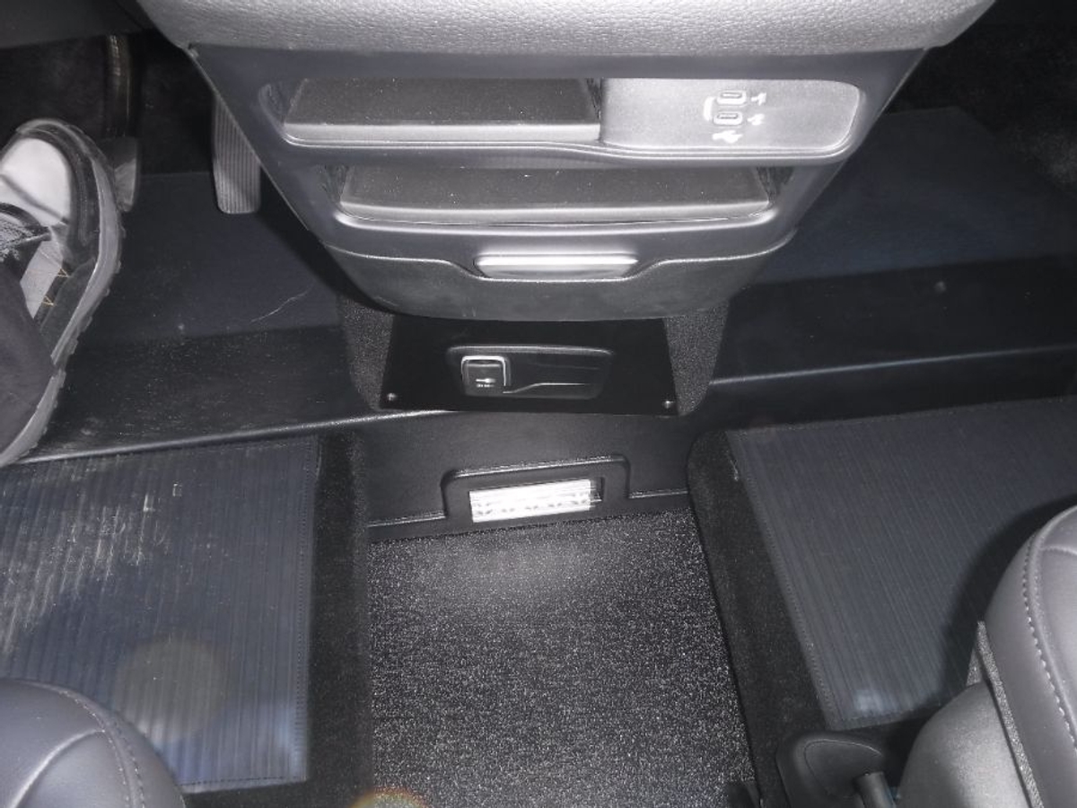 2026 CHRYSLER PACIFICA - Image 13