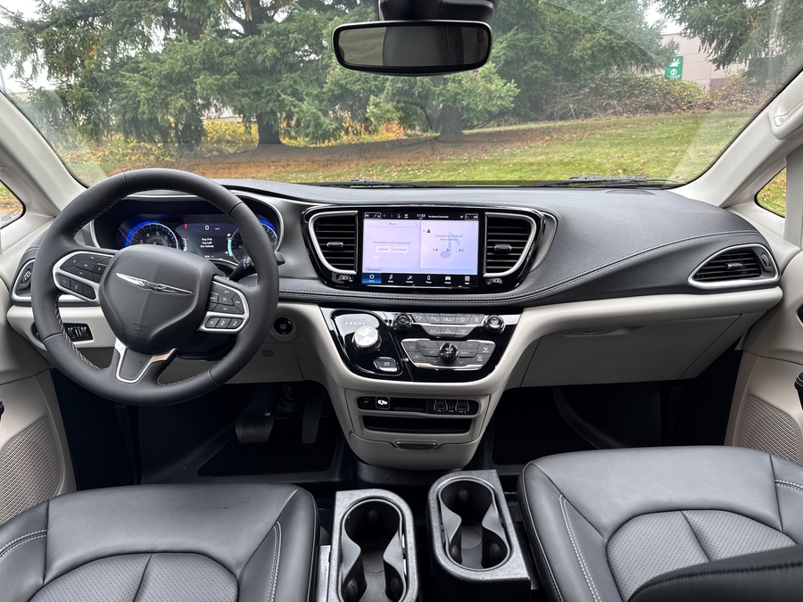 Used 2024 Chrysler Pacifica Touring L - BraunAbility Side Entry Entry In Floor Automatic Ramp